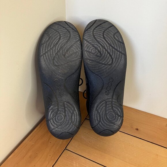 ECCO Black Leather Lace Up Ankle Boots Gore-Tex Waterproof Women's US 7 EU 38 - Picture 7 of 9